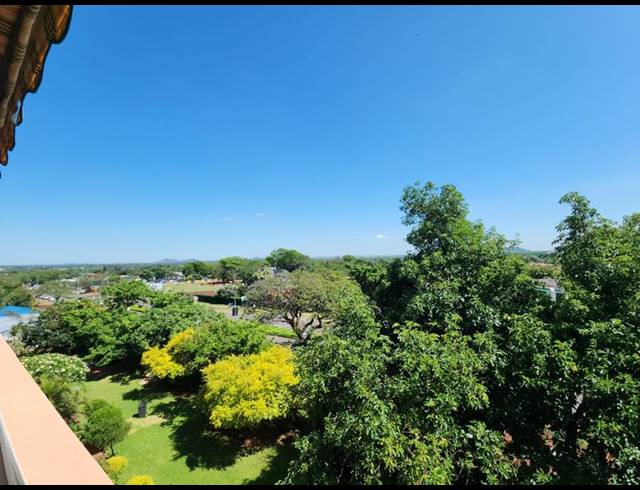 3 BEDROOM APARTMENT FOR SALE IN SINOVILLE